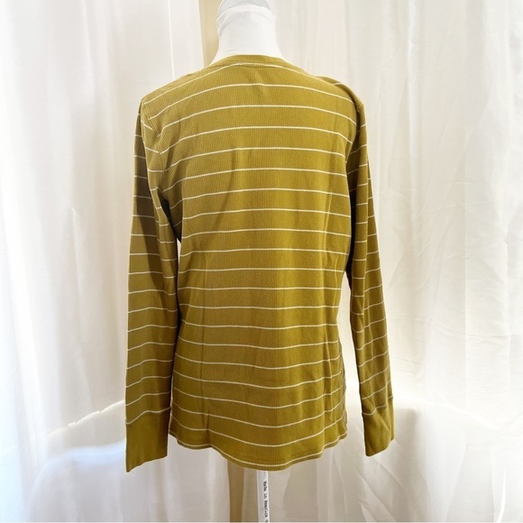 Ribbed long sleeve top Size XL - Picture 3 of 12